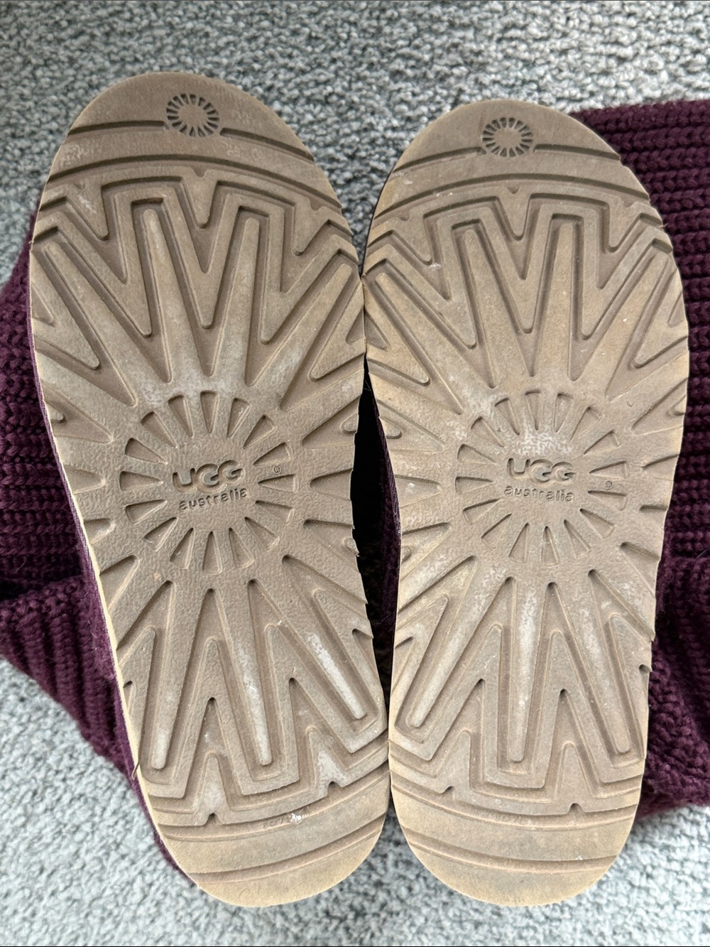 UGG 5819 Legacy Cardy Knit Tall Roll Down - Burgundy - w/Button Details. Size 8 - Picture 5 of 8